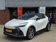 Toyota C-HR - 2.0 Plug-in Hybrid 220 Première Edition PANODAK HEAD-UP EL-ACHTERKLEP JBL-AUDIO 19'' LM-VE