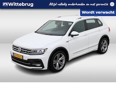Volkswagen Tiguan - 1.5 TSI ACT R-Line / PARK. SENSOREN/ LED/ ELEK. ACHTERKLEP/ NAVI/ 19" LMV