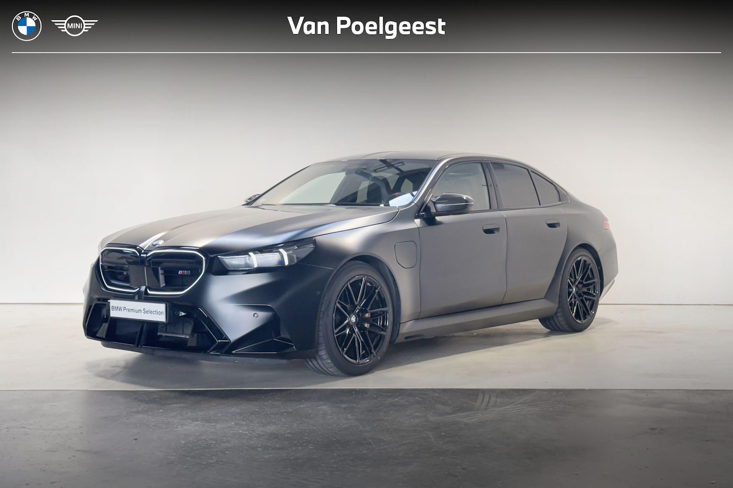 BMW M5 - Sedan M Drive Pro - Keramisch - Special Request Lakkleur Aut. - AutoWereld.nl