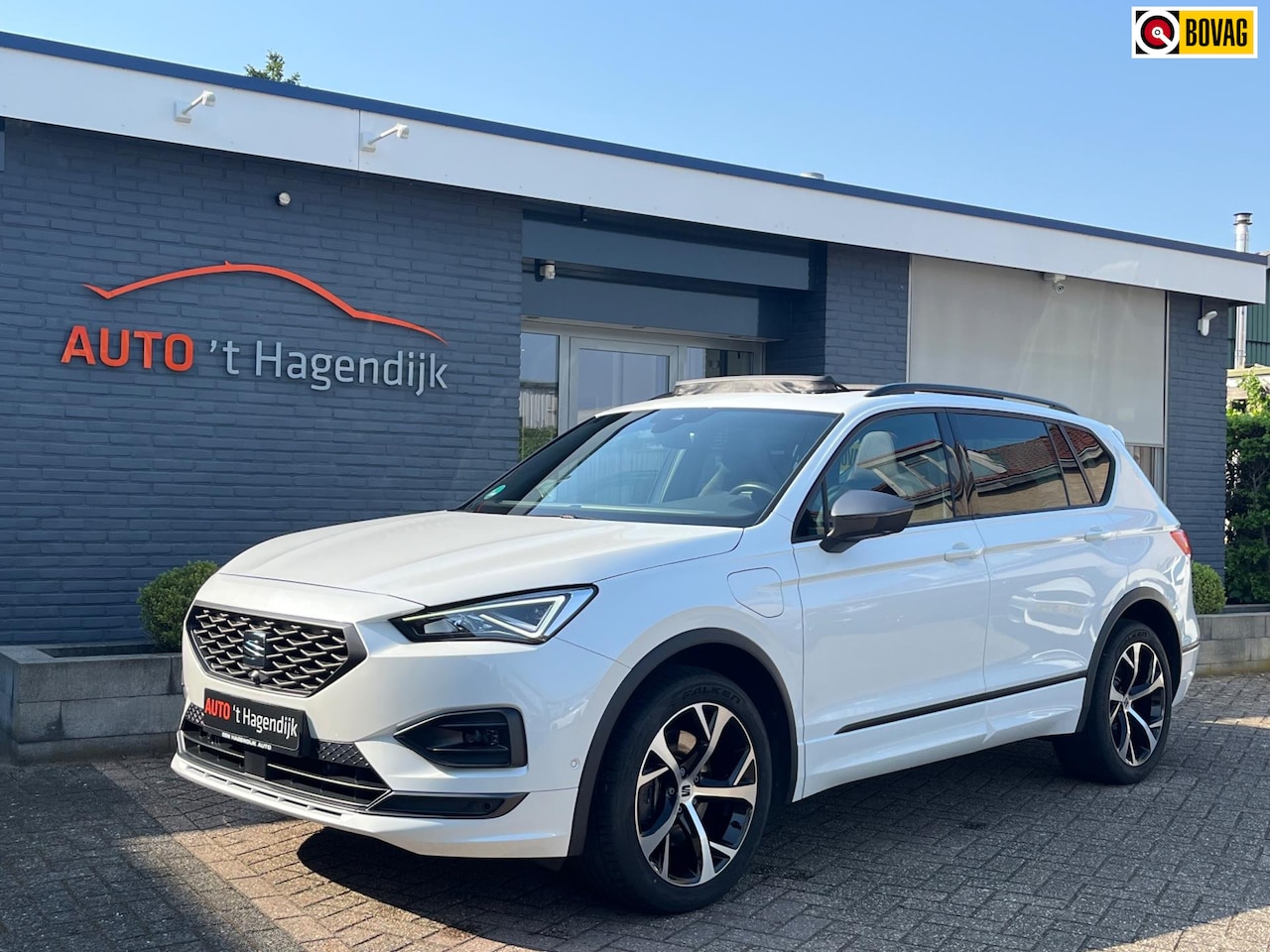 Seat Tarraco - 1.4 TSI e-Hybrid PHEV FR 245PK pano trekh 1EIG 19" - AutoWereld.nl