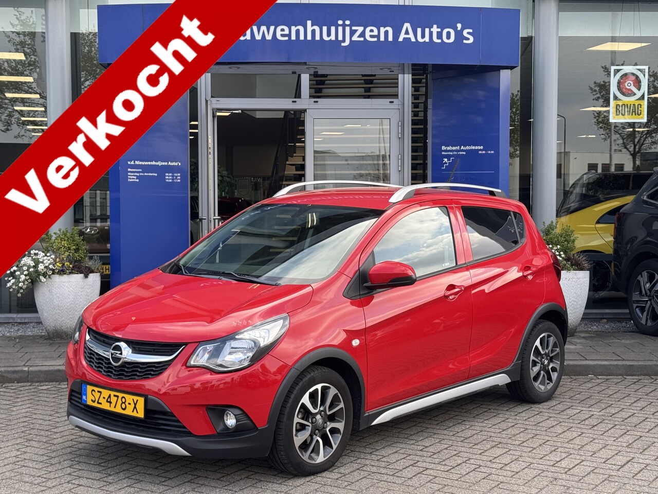 Opel Karl - 1.0 Rocks Online Edition 29.000 km !!  NIEUWSTAAT Lease € 179 p/m  | Navigatie | Stoelverw - AutoWereld.nl