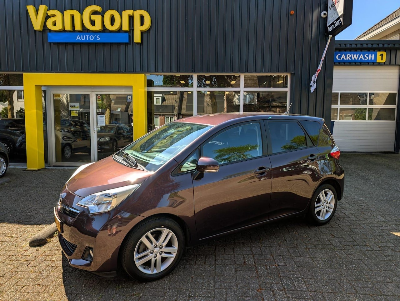Toyota Verso S - 1.3 VVT-i Dynamic All-in prijs! - AutoWereld.nl