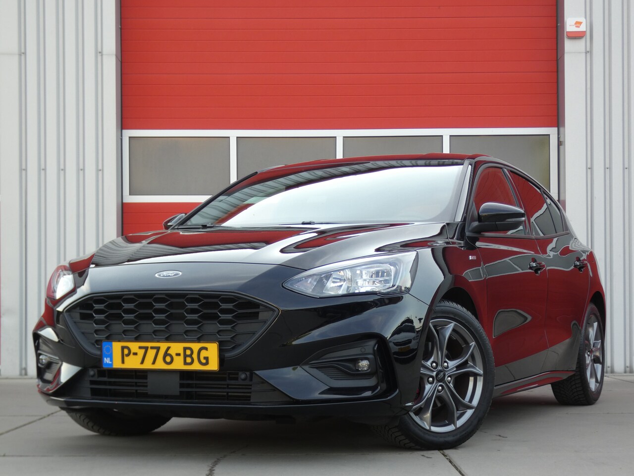 Ford Focus - 1.0 EcoBoost Hybrid ST Line X Business/ zeer mooi! - AutoWereld.nl