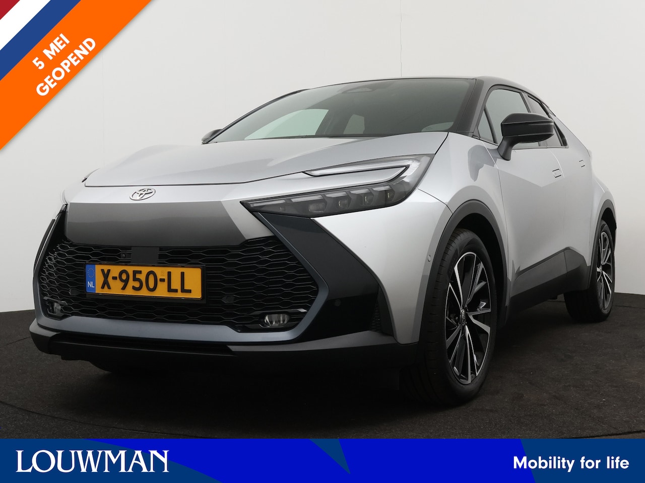 Toyota C-HR - 2.0 Hybrid Executive | Parkeersensoren | Dodehoek Ass. | LM velgen | 360 Camera | Navigati - AutoWereld.nl