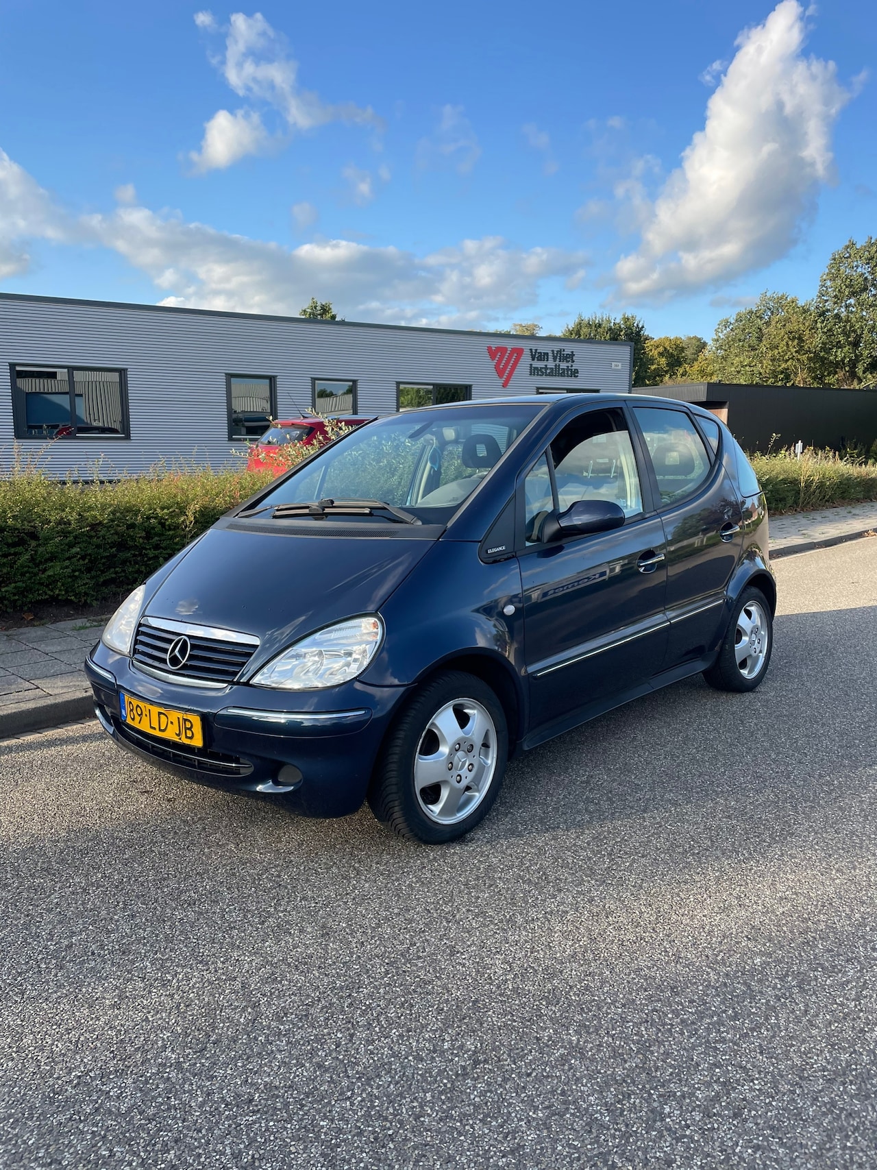 Mercedes-Benz A-klasse - 160 ELEGANCE 5-DEURS AUTOMAAT / AIRCO - AutoWereld.nl