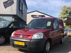 Peugeot Partner - 170C 2.0 HDI Avantage Keurig nette auto rijdt en schakelt perfect, Apk tot 13-11-2025