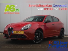 Alfa Romeo Giulietta - 1.6 JTDm Sport Automaat 18 inch LMV Rosso Alfa Navigatie Clima Cruise Stoelverwarming Park