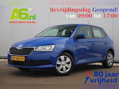 Skoda Fabia - 1.0 Active Trekhaak Radio Bluetooth Airco Cruise Control Elektrische Ramen