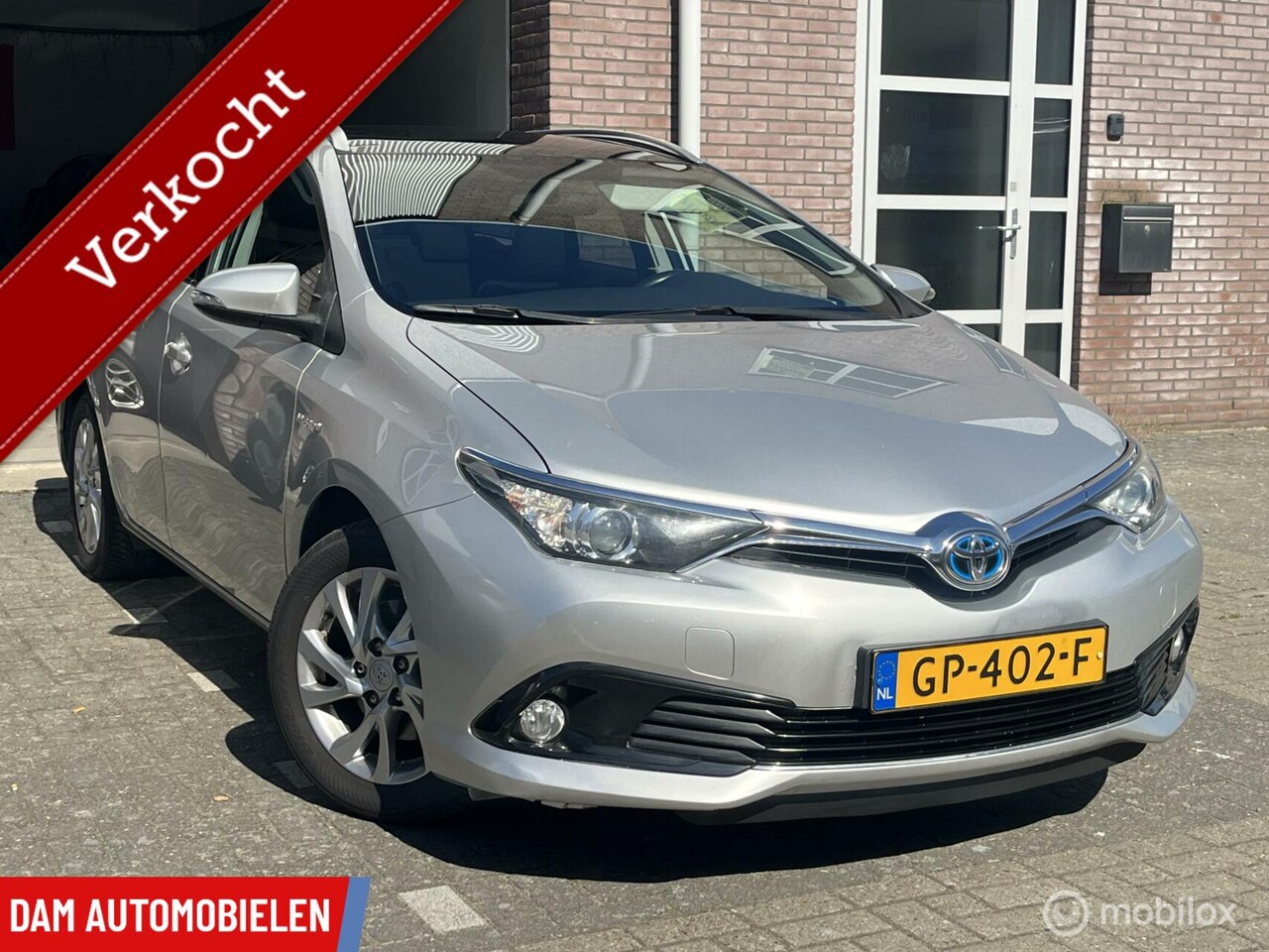 Toyota Auris Touring Sports - 1.8 Hybrid Navi,Camera, Pano,NAP - AutoWereld.nl