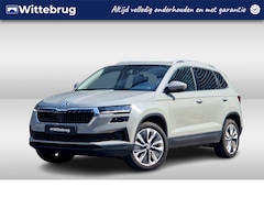 Skoda Karoq - 1.5 DSG TSI ACT Design Panoramadak / Camera / Sportstuur / 18 Inch / SK