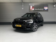 BMW X1 - 20i High EXE/SPORTST/LEER/BLACK PACK/TREKH/PANORAMA/KEY-LESS/ENZ