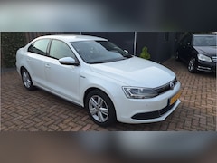 Volkswagen Jetta - 1.4 TSI Hybrid Comfortline AUTOMAAT + NAVIGATIE