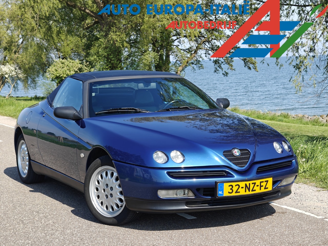 Alfa Romeo Spider - 2.0-16V Twin Spark - AutoWereld.nl
