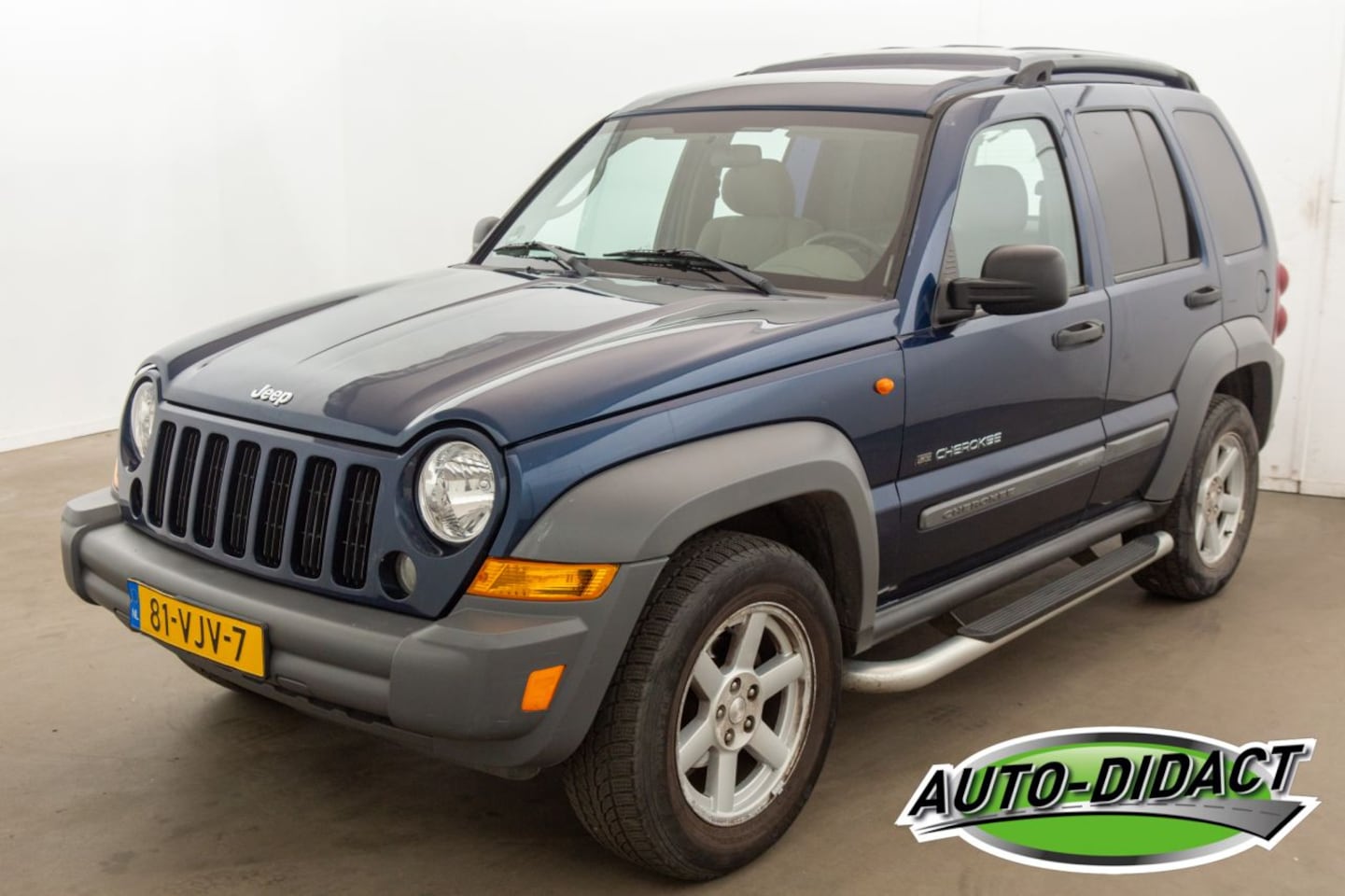 Jeep Cherokee - 2.8 CRD Sport HR Automaat - AutoWereld.nl