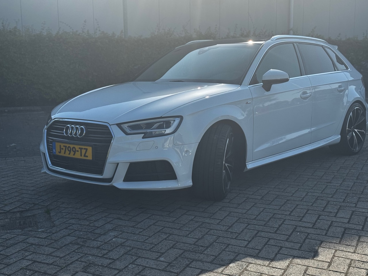 Audi A3 Sportback - 2.0 TFSI quattro Sport S Line Edition 2.0 TFSI quattro Sport S Line Edition - AutoWereld.nl