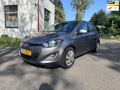 Hyundai i20 - 1.2i i-Motion 1E eigenaar*NAP* Parkeersensor*Airco*Metallic*Boekjes aanwezig