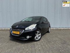 Peugeot 208 - 1.2 VTi Allure | CRUISE | CLIMA | PDC |