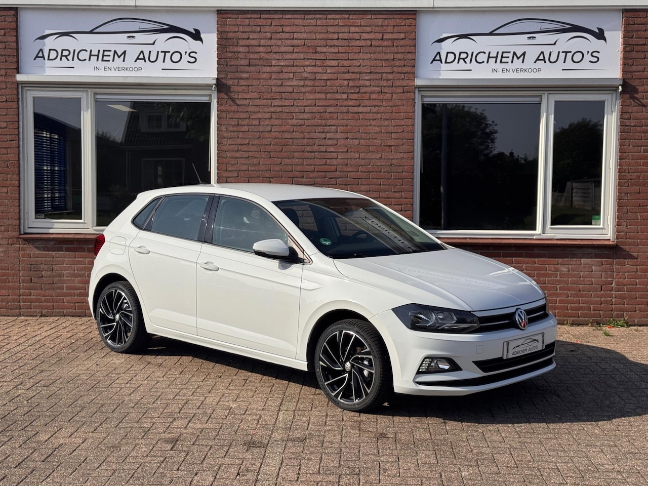 Volkswagen Polo - 1.0 TSI Comfortline Apple CarPlay - AutoWereld.nl