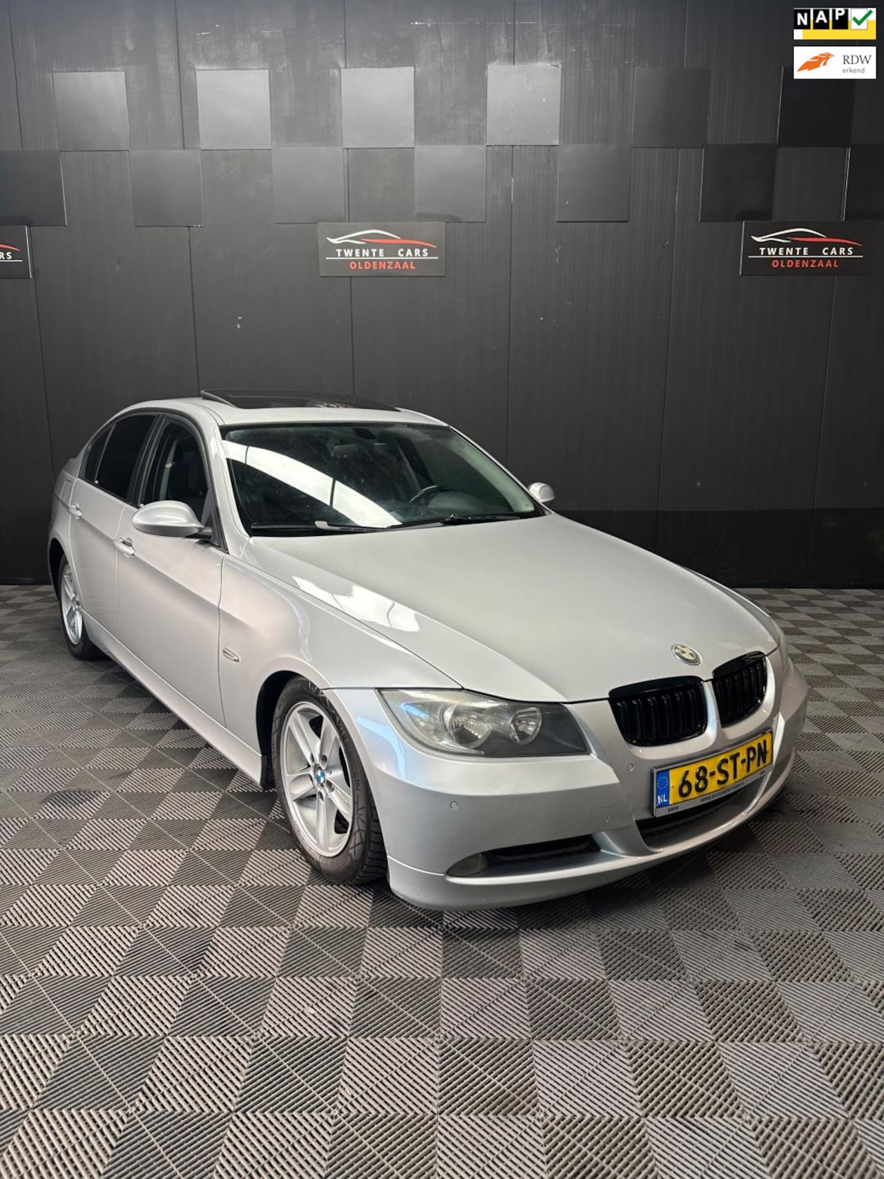 BMW 3-serie - 320i Executive | Navi | Clima | Nieuwe APK | - AutoWereld.nl
