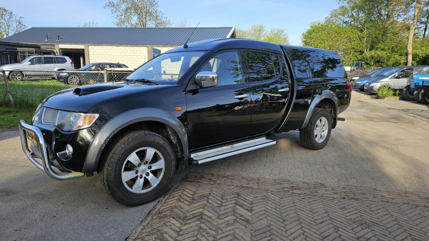 Mitsubishi L 200 - 2.5 DI-D DC Intense - AutoWereld.nl