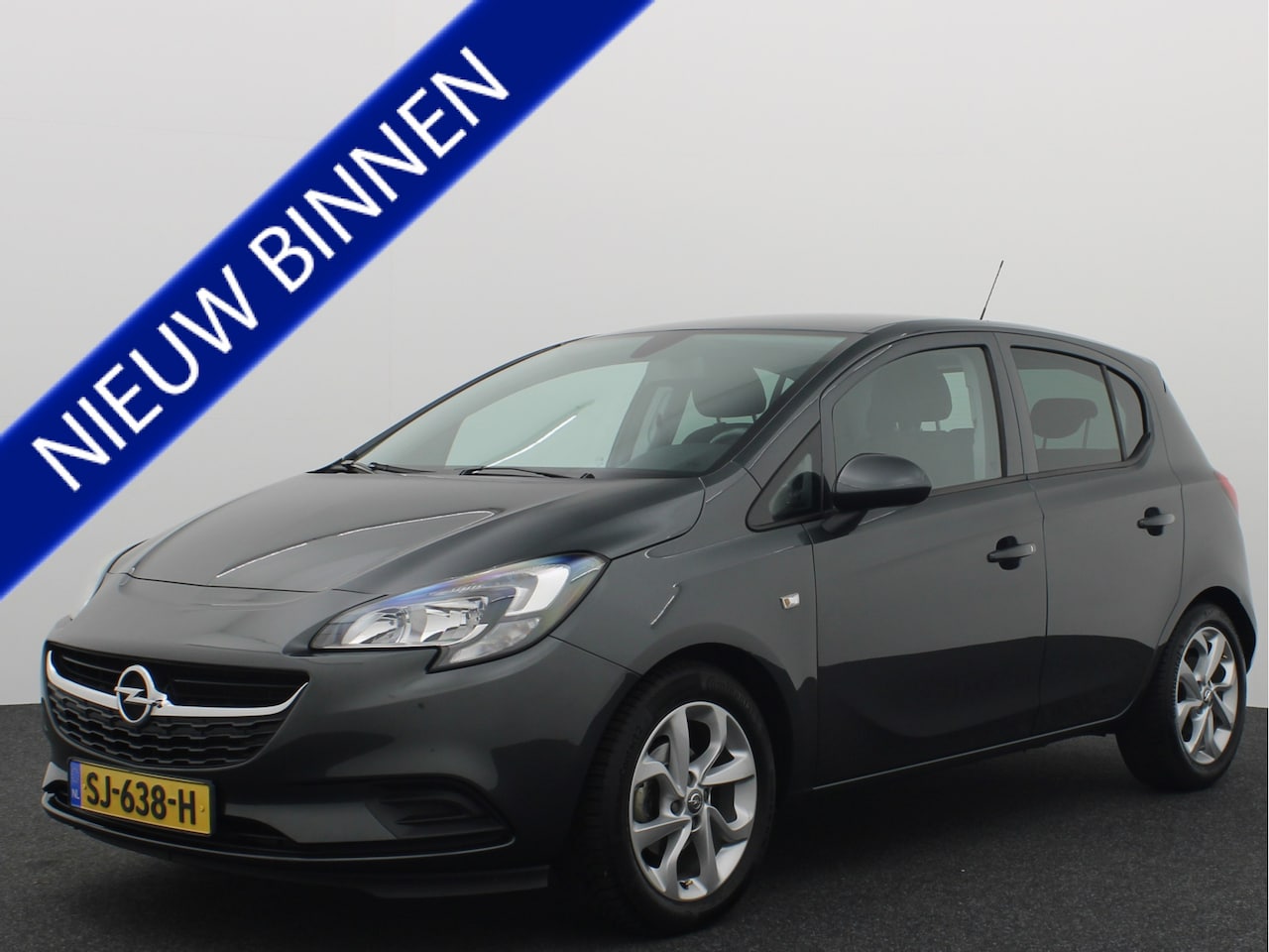 Opel Corsa - 1.4 Online Edition CARPLAY / NAVI / AIRCO / PDC / CRUISE / BLUETOOTH / NL-AUTO - AutoWereld.nl