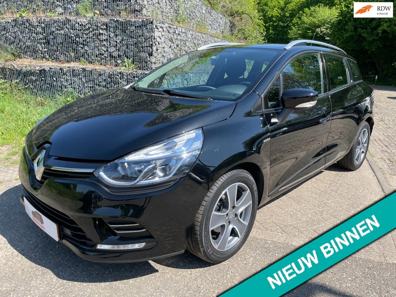 Renault Clio Estate - 0.9 TCe 90pk Limited CarPlay Airco Cruisecontrole - AutoWereld.nl