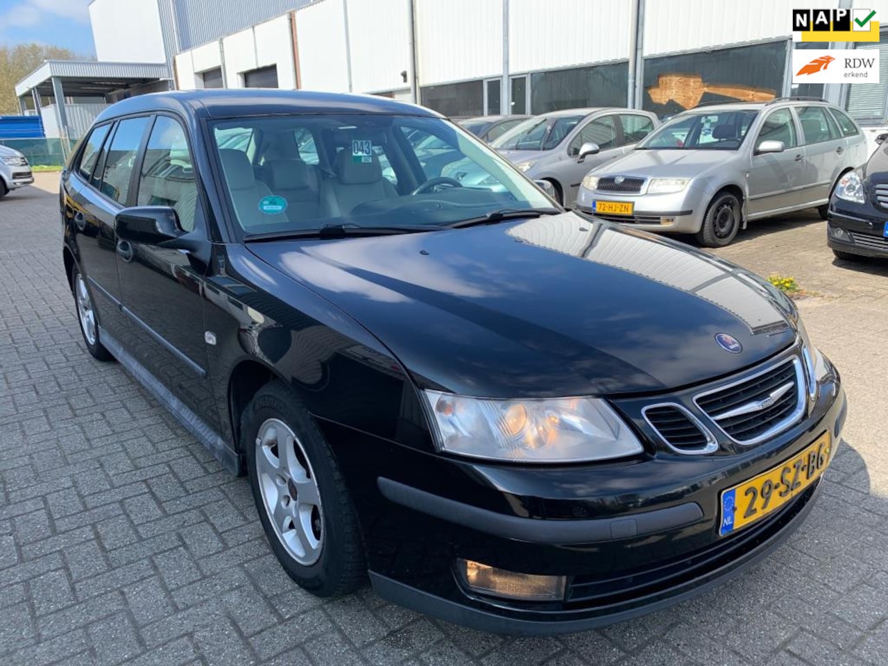 Saab 9-3 Sport Estate - 1.9 TID Linear Clima Cruise control Elektr pakket Leer/Stof Lm velgen Trekhaak Rijdt en sc - AutoWereld.nl