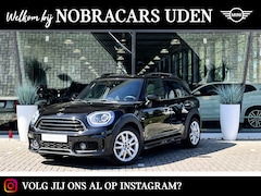 MINI Countryman - Cooper Automaat / JCW Trim / Panoramadak / JCW Sportstoelen / LED / Park Assistant / Apple