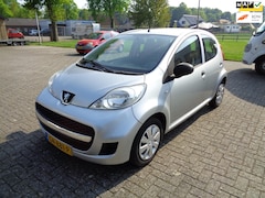 Peugeot 107 - 1.0-12V XR