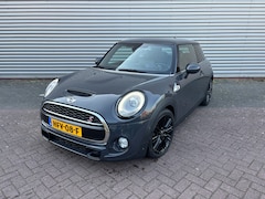 MINI Mini - 2.0 Cooper S Chili Grijs metallic, volleder yours, head-up display, clima, camera