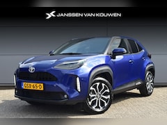 Toyota Yaris Cross - 1.5 Hybrid Dynamic Team Deutschland / Stuur-Stoelverwarming / Camera / Carplay