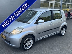 Daihatsu Sirion 2 - 1.3-16V Comfort Automaat / airco