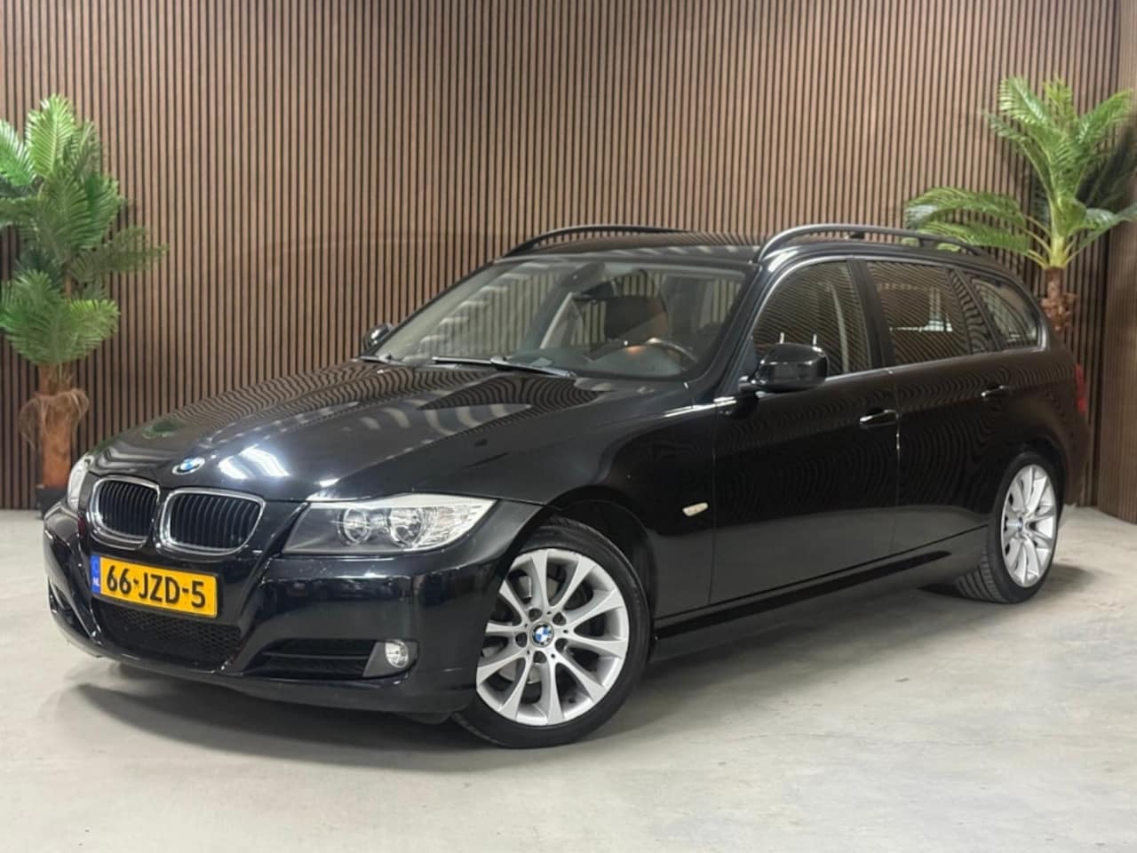 BMW 3-serie Touring - 318i Business Line 318i Business Line - AutoWereld.nl