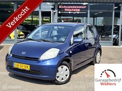 Daihatsu Sirion 2 - 1.3-16V Comfort airco nieuwe banden