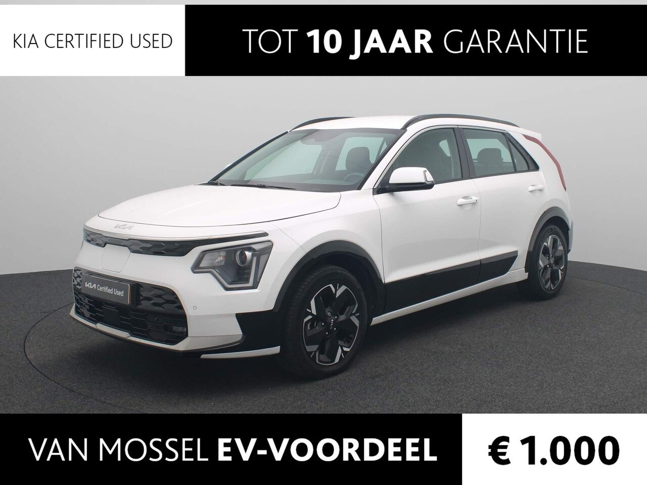 Kia Niro EV - DynamicLine 64.8 kWh | SOH 100% | 3-fase 11KW laden | Trekhaak | Navigatie | LM Velgen | E - AutoWereld.nl