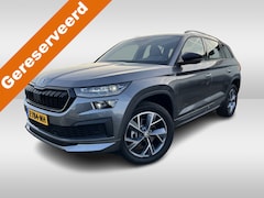 Skoda Kodiaq - 1.5 TSI Sportline Business 7p. DSG Automaat Trekhaak uitklapbaar / Navigatie / Camera / Pa
