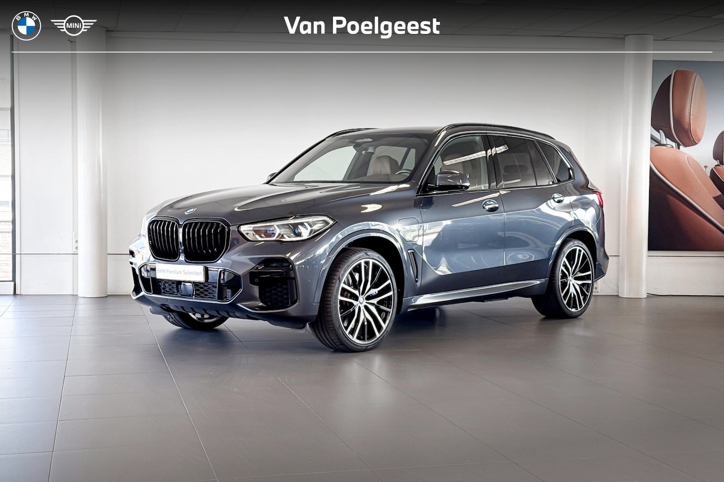 BMW X5 - xDrive45e High Executive M Sport | Active Steering | Trekhaak | Head-up Display | - AutoWereld.nl