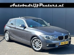 BMW 1-serie - 118i Aut. Leder S-dak Xenon Navi prof. Cruise PDC NL-auto