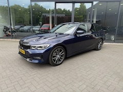 BMW 3-serie Touring - 320i Sportline, Vol leer, LED, Stoelverw, Trekhk elekt., Na