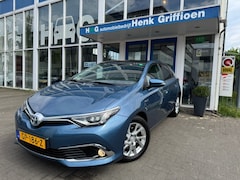 Toyota Auris - 1.8 Hybrid Lease Pro I Navigatie I Panoramadak I Cruise control
