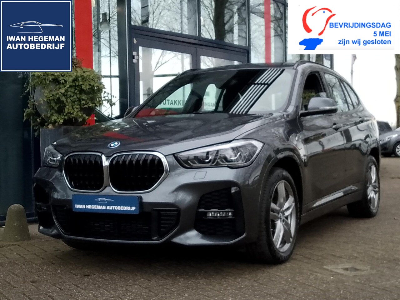 BMW X1 - xDrive25e M-Pakket | Navi | ECC | PDC | 18inch | Sportstoelen - AutoWereld.nl
