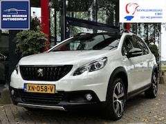 Peugeot 2008 - 1.2 PureTech GT-line | Navigatie | Panodak | Climate Control | Cruise Control | LM velgen