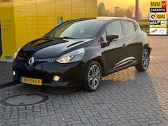 Renault Clio - 0.9 TCE Eco Nigh&Day Navigatie PDC Zwart Nette auto
