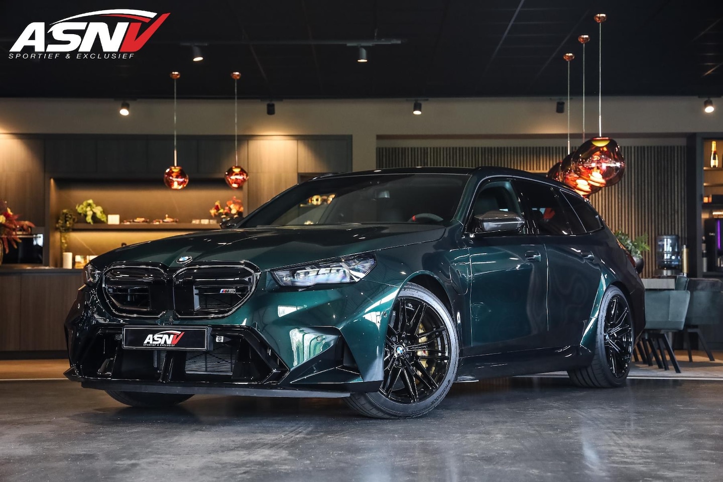 BMW M5 - Touring V8 M Hybrid, **3/STUKS**, 728 PK, Keramiek/Brakes, Individual, Carbon, M/Drivers/P - AutoWereld.nl