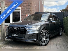 Audi Q7 - 55 TFSI e quattro S-Line Matrix Pano Luchtvering HUD Memory 22 Inch 360 Camera Standkachel