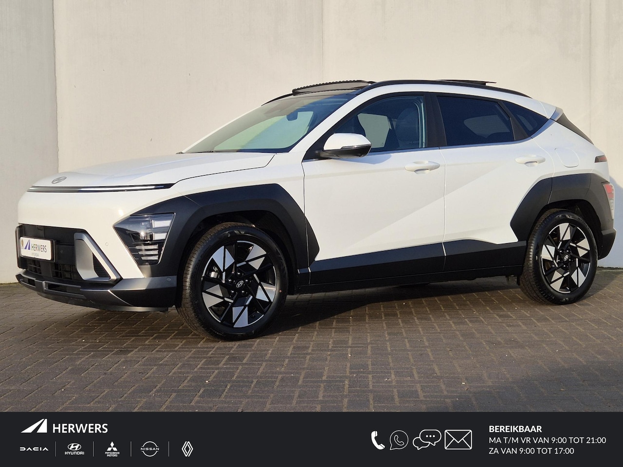 Hyundai Kona - 1.6 GDI HEV Premium Sky Automaat / Glazen schuif- en kanteldak / Trekgewicht 1300 kg / Ach - AutoWereld.nl