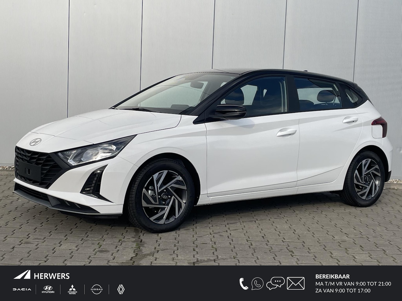 Hyundai i20 - 1.2 MPI Comfort Smart / €3950,- Voordeel / Rijklaarprijs / Direct Beschikbaar / Navigatie - AutoWereld.nl