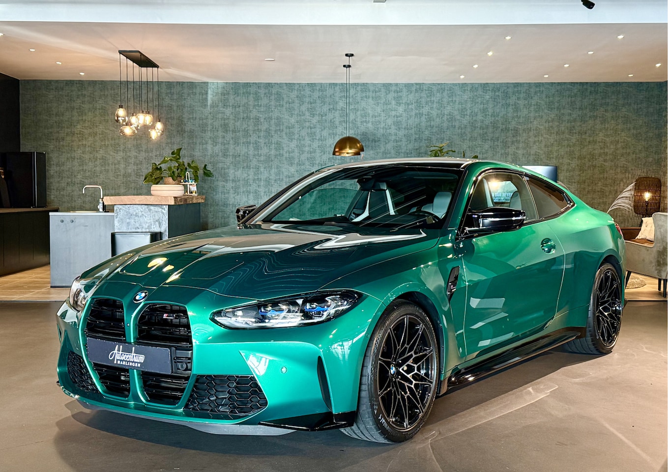BMW 4-serie Coupé - M4 Competition I Race Track Pakket I Carbon Bucket Seats - AutoWereld.nl