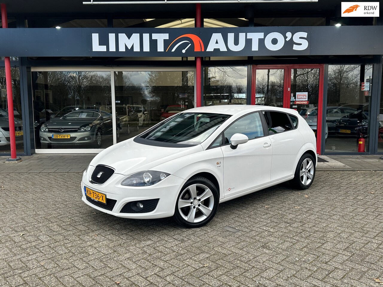 Seat Leon - 1.2 TSI Ecomotive COPA Climate/Cruise/El.ramen/Lmv/5drs/Apk - AutoWereld.nl