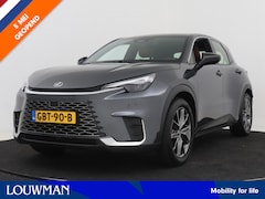 Lexus LBX - 1.5 Hybrid Relax | Leer | El. stoelverstelling met memory | Stoel- en verwarming | Ambient